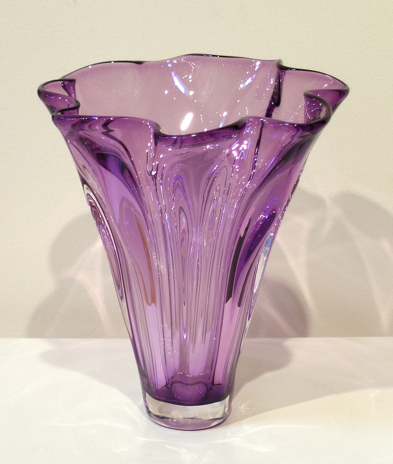 ADA 0222 Purple Optic Vase