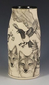 mei 0031 daffodil dichotomy vase.jpeg