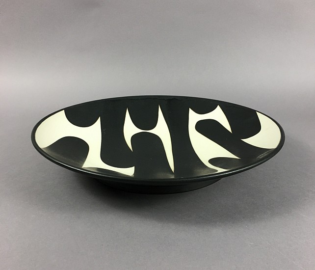 Sam Scott, Black and White Platter
2020, wheel-thrown kai porcelain