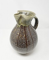 hew 0009 half gallon pitcher 2